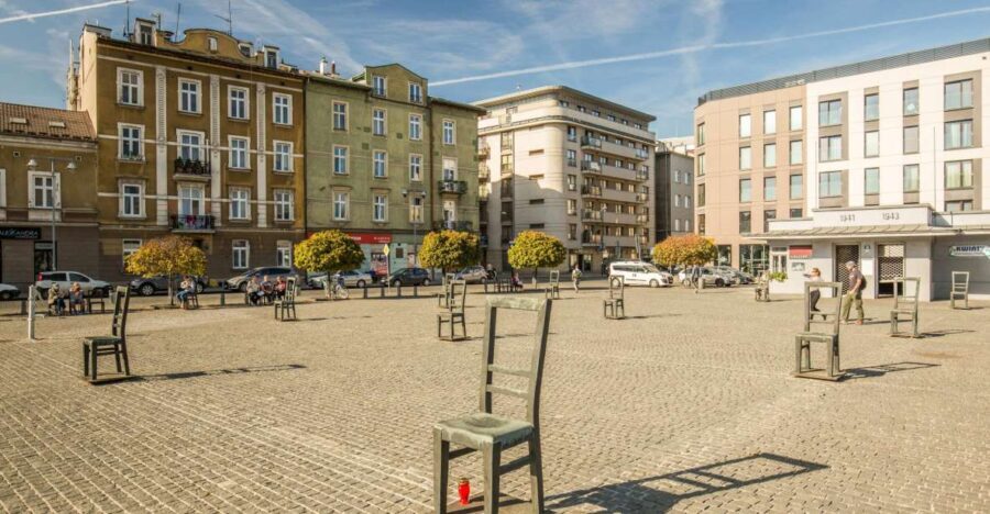 Krakow: Jewish Ghetto Walking Tour - Practical Tips and Observations