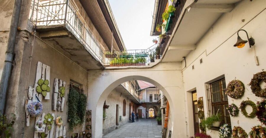 Krakow: Jewish Quarter and Schindler's Factory Guided Tour - The Walking Tour and Visit to Schindler’s Factory