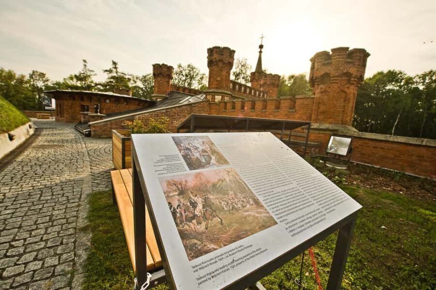 Krakow: Kociuszko Mound Entry Ticket with Exhibitions - Value for Money
