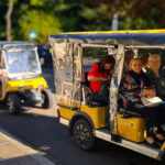 Krakow: Old Town by Golf Cart & Guided Tour of Wawel Castle - The Pros and Cons