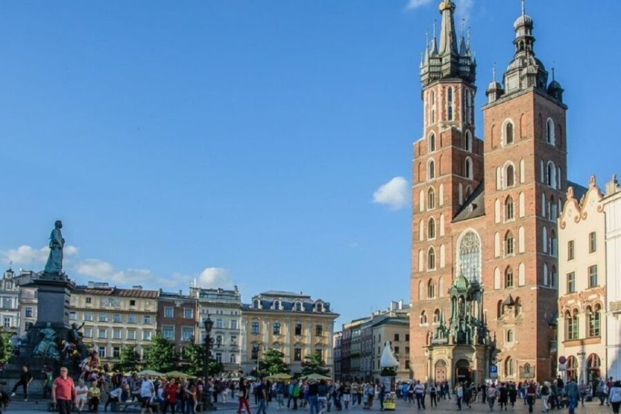 Krakow: Skip the Line Underground Museum & Old Town Private - Why the Underground Museum Stands Out
