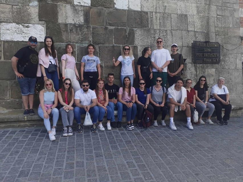 Krakow: Walking FUN tour in Old Town with a local guide - Key Points