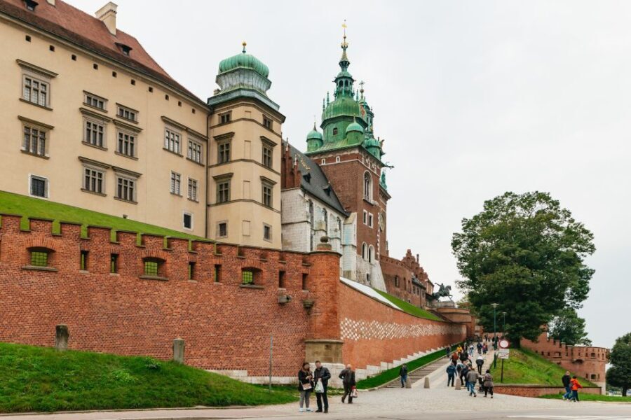 Krakow: Wawel Castle Guided Walking Tour - Who Will Love This Tour?