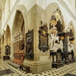 Krakow: Wawel Cathedral Guided Tour with Admission Tickets - Practical Details and Considerations