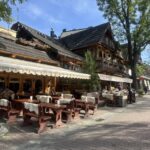 Krakow: Zakopane & Chocholowskie Thermal Bath Full-Day Trip - Exploring Chochołów Village and Highlander Culture