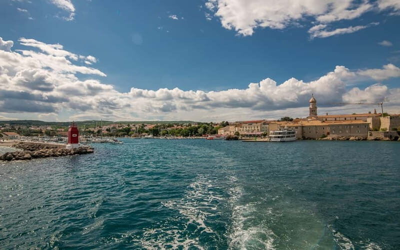 Krk: Golden Beach and Blue Cave Cruise with Welcome Drink - Final Words: Who Is This Tour Perfect For?