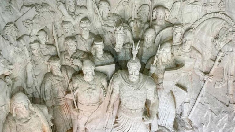 Kruja Castle and Old Bazaar Daily Tour on Luxe Land Rover - The Experience of the Land Rover Ride