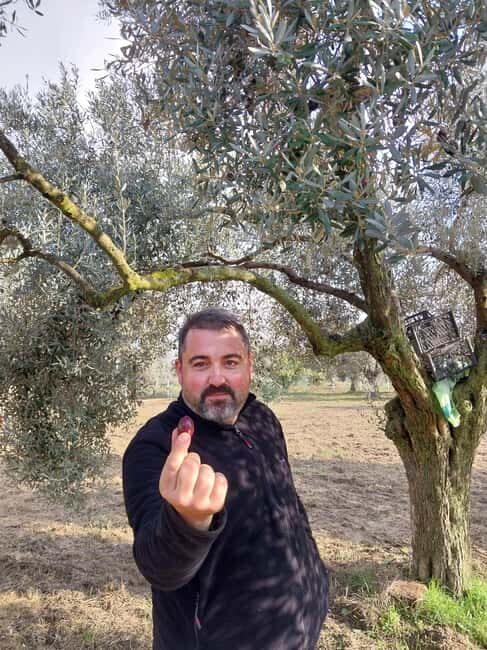 Kusadas: Countryside Tour with Lunch and Drinks - First Stop: Güzelçamlı — Tea and Coffee at a Traditional Tea House