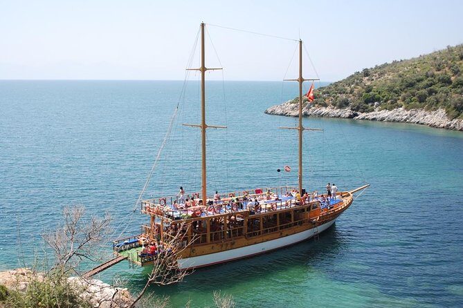 Kusadasi Boat Tour Lunch and Transfer Included - The Lunch and Refreshments