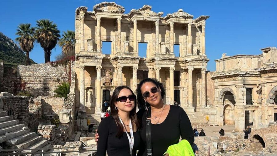 Kusadasi Port: Ephesus, Experience Museum & Artemis Tour - Tasting Authentic Turkish Cuisine