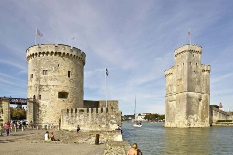 La Rochelle : Private Custom Walking Tour With a Local Guide - What to Expect the Day of the Tour