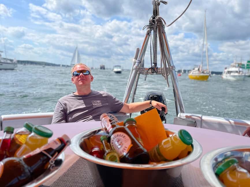 Laboe: Fish sandwich tour, fun for 1-9 people - The Food Experience