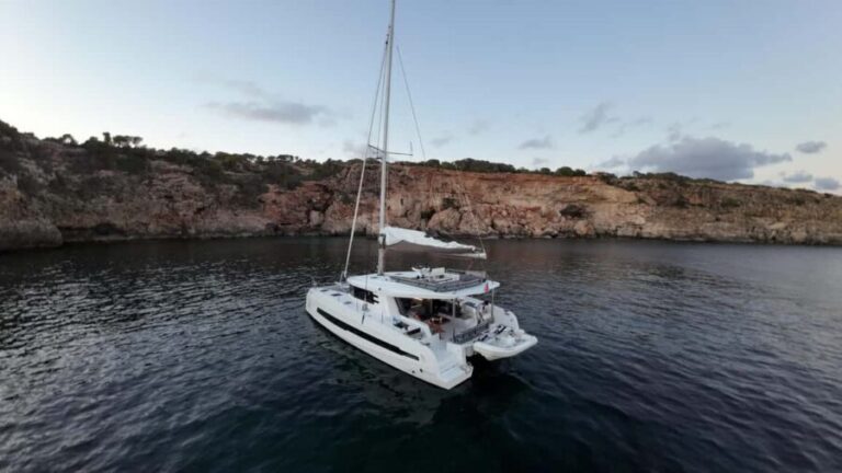 Lagos: Cliffs and Secret Caves in a Cervetti 44 Sail - What You Can Expect During the Trip