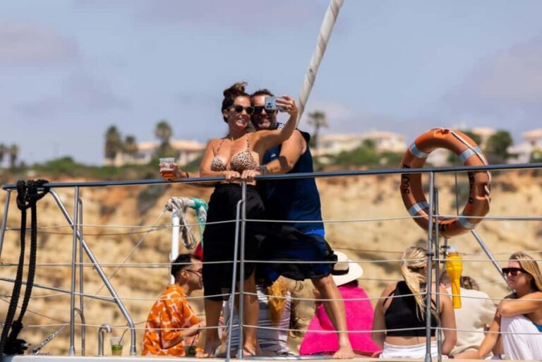 Lagos to Burgau: Algarve Catamaran Cruise with Lunch - Water Activities & Relaxation