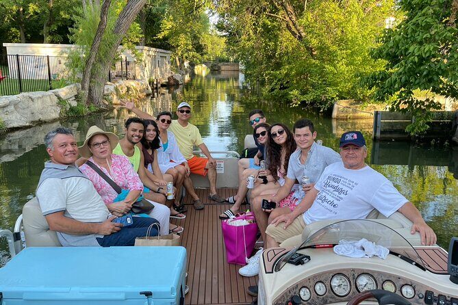 Lake Austin Sunset Boat Cruise  1 - Hour Scenic Tour BYOB - A Closer Look at the Lake Austin Sunset Cruise