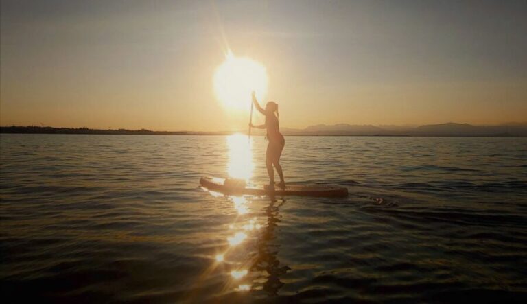 Lake Garda: Stand-Up Paddleboard Sunset Experience - Why This Tour Works Well