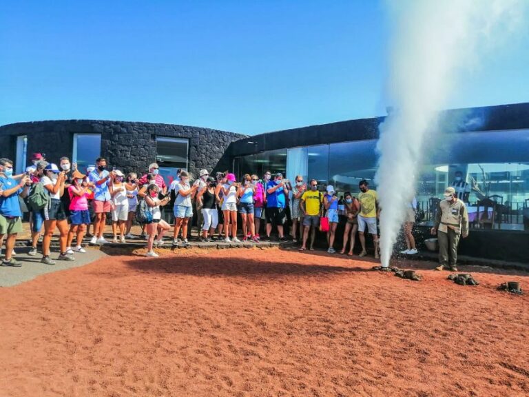 Lanzarote: Full-Day Island Highlights Tour - What the Reviews Say