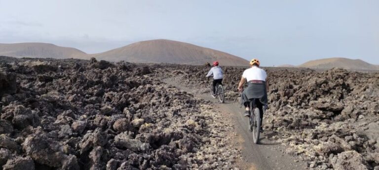 Lanzarote: Guided ebike tours around the volcanoes - A detailed look at the Lanzarote eBike tour