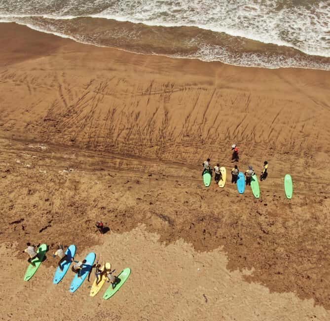Lanzarote: Surf Lessons in Famara, 2 or 4 Hour - FAQ