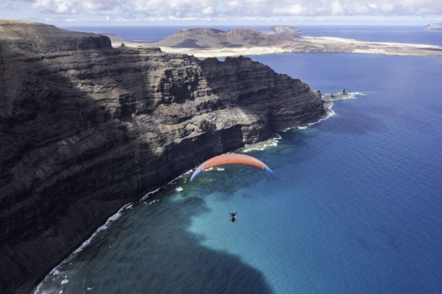 Lanzarote: Tandem Paragliding Flight Over Lanzarote - Practical Details for the Tour