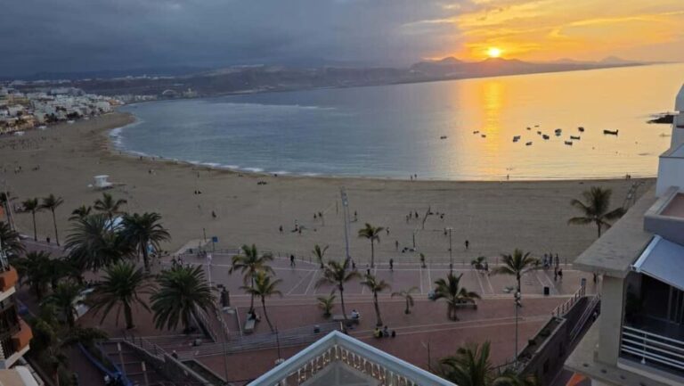 Las Palmas BEACH SUNSET: City Walking Tour - Final Thoughts