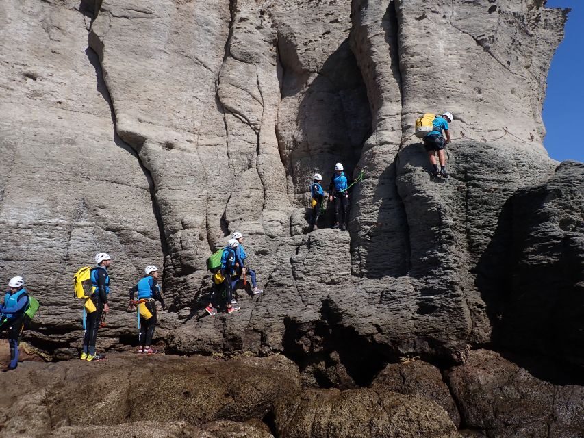 Las Palmas: Coastering, Via Ferrata, Water Jumping & Snorkel - An In-Depth Look at the Coastering Experience