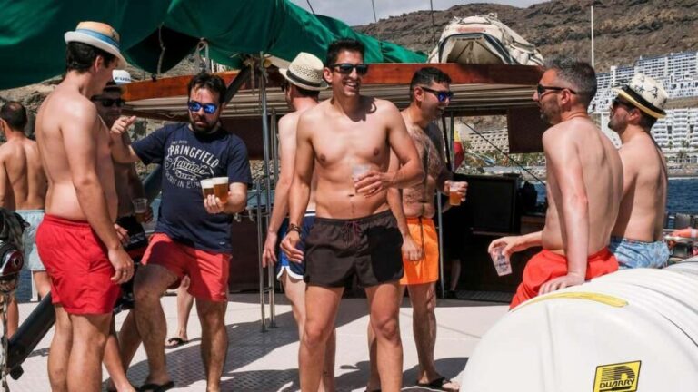 Las Palmas: Volcanic Boat Party - The Experience in Detail