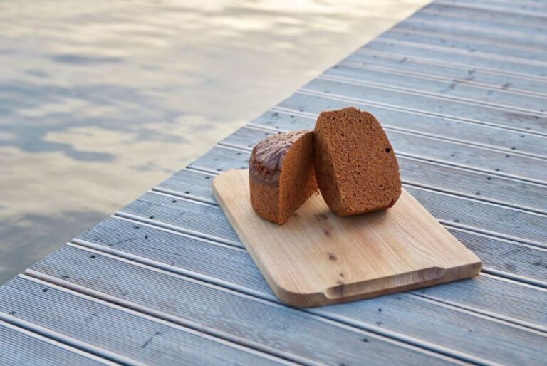 Laugarvatn Fontana: Geothermal Bread-Baking Experience - The Food and Tasting Experience