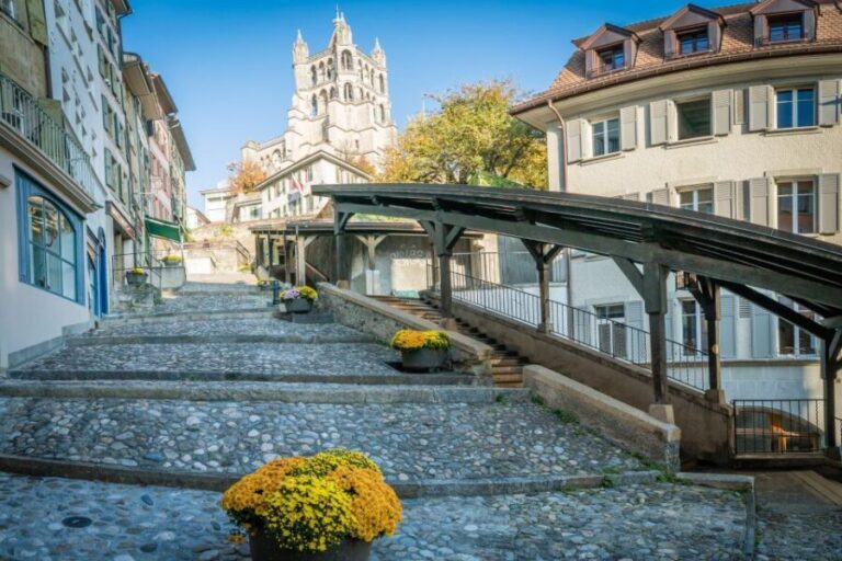 Lausanne: Private custom tour with a local guide - FAQ