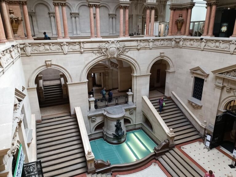 Lausanne: Private Walking Tour with a Local Guide - The Real Value of the Tour