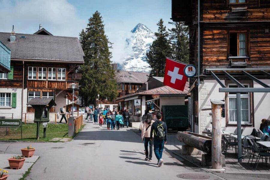Lauterbrunnen: Mürren Hike & Paragliding Experience - The Itinerary Breakdown