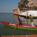 Learn to Row in the Venice Canals - Who Will Enjoy This Tour?