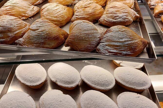 Lecce: E-Bike tour to Galatina with old olive mill & wine taste - The Food and Coffee Breaks