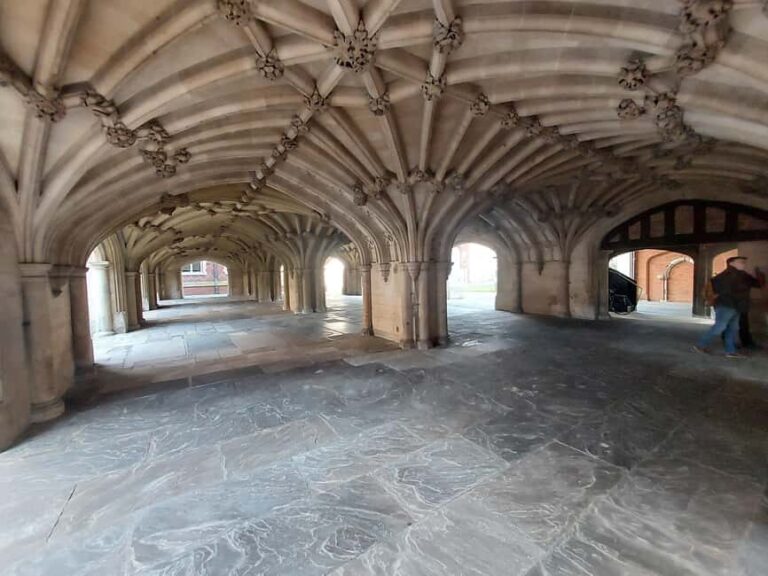 Legal London: The Royal Courts of Justice and Inns of Court - Is it Worth the Price?