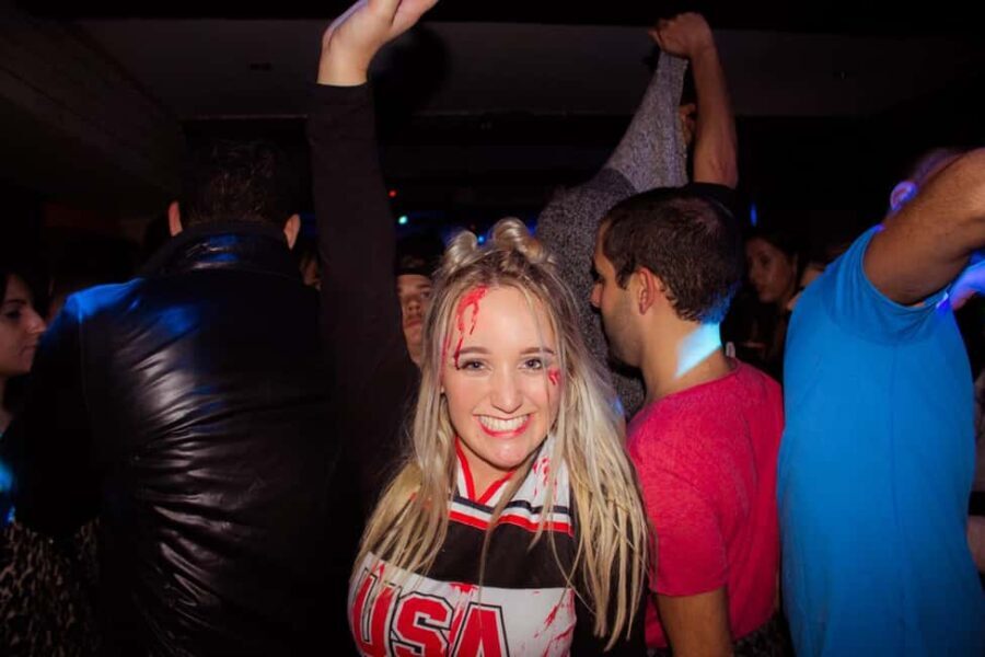 Legendary Halloween Pub Crawl Party in Paris 2026 - What We Like and What Could Be Better