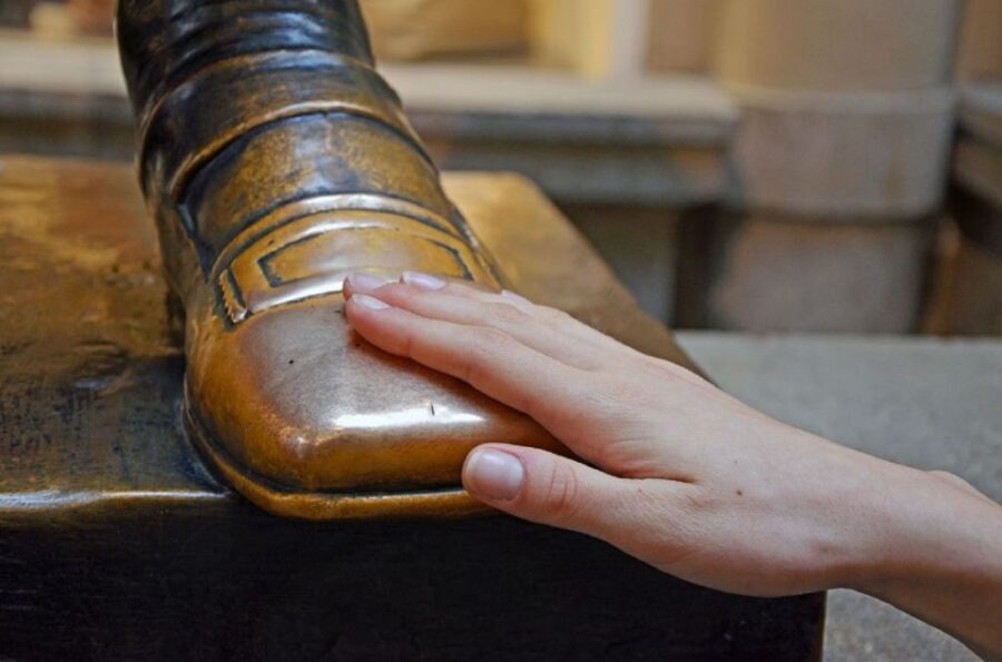 Leipzig: True or false? Walking Tour and Interactive Game - Who Is This Tour Best For?