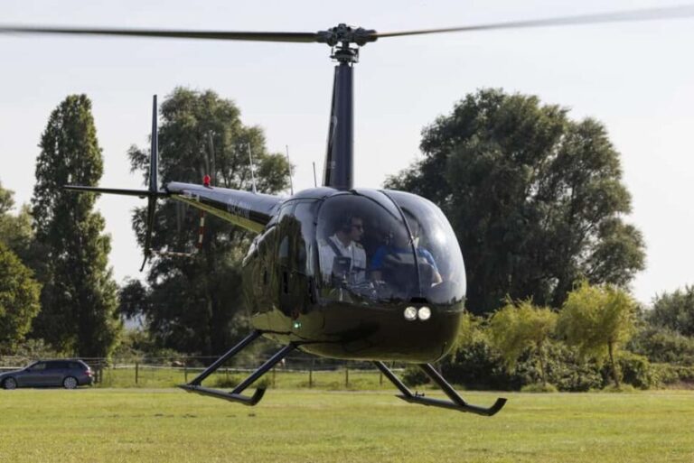 Lelystad: Private helicopter Tulip Tour from Lelystad - Practical Tips for Booking and Enjoying Your Flight