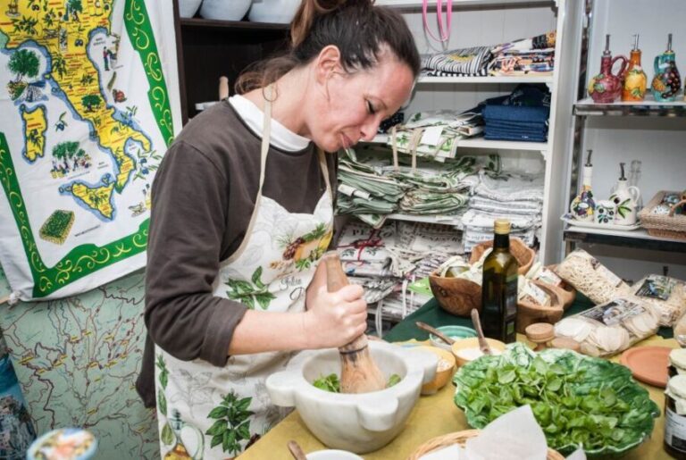 Levanto: Pesto-Making Class - The Downsides