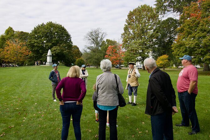 Lexington Battle Green Walking Tour with Costumed Guide - The Practicalities: Group Size, Duration, and Accessibility