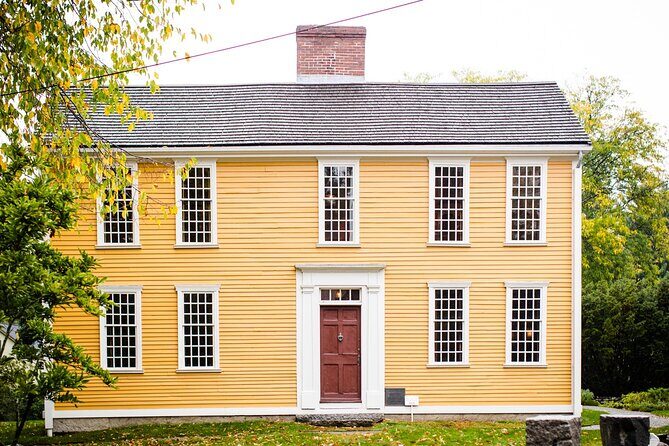 Lexington & Concord 3 hour private tour from Boston, groups 1-4 - Considerations and Limitations