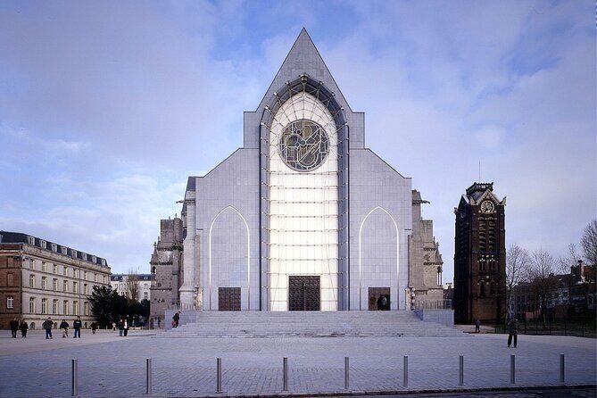 Lille: City Walk with Audio Guide in 7 Languages on your Phone - The Route and Stops—What You’ll See and Hear
