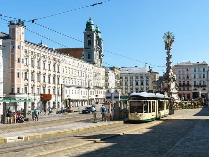 Linz: Private Day Trip to Cesky Krumlov - What to Expect on the Day