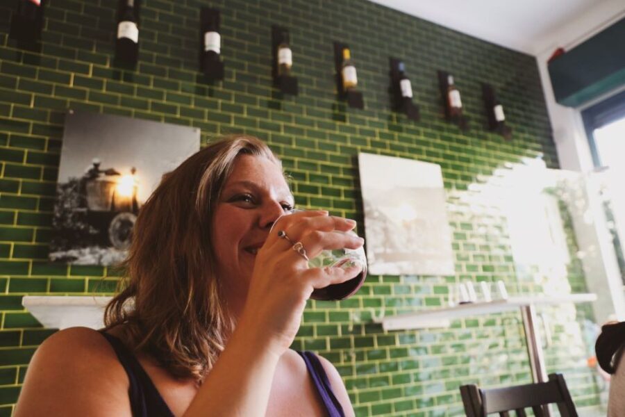 Lisbon: 1-Hour Portuguese Wine Tasting Session - The Guides and Atmosphere