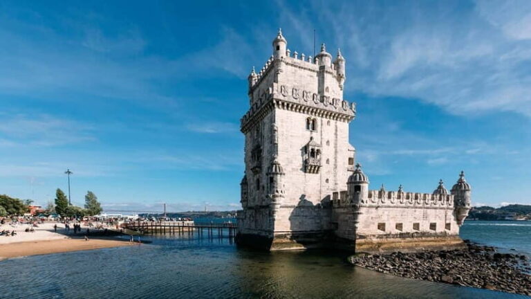 Lisbon: 3-Hour Private Sightseeing city Tour by Tuk Tuk . - What We Love About This Tour