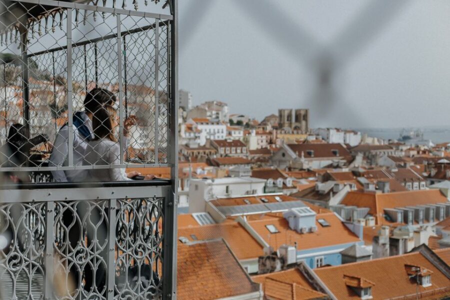 Lisbon: Alfama, Bairro Alto and Downtown Walking Tour - FAQs