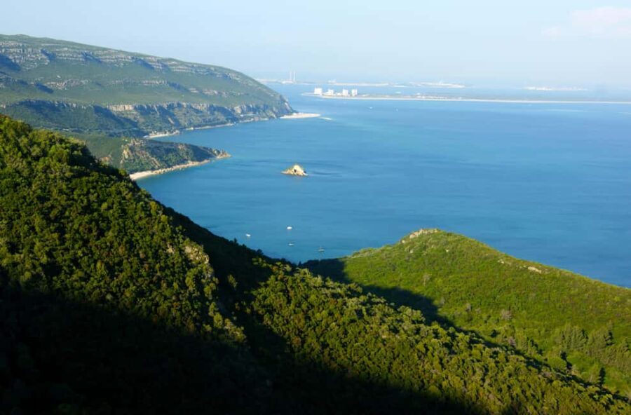 Lisbon: Arrábida Natural Park and Sesimbra Day Trip - The Itinerary in Detail