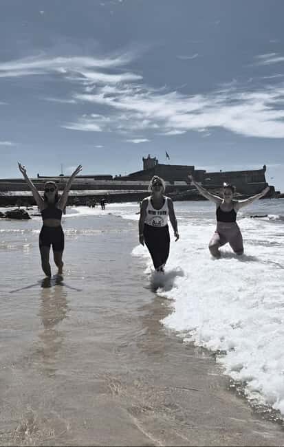 Lisbon Beaches: Aqua Pilates & Sophro - Sunrise or Sunset - The Location and Setting