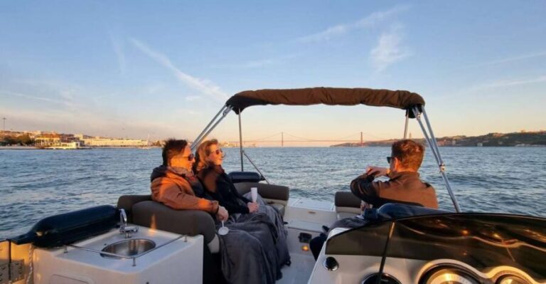 Lisbon: Boat Tour with Champagne - Analyzing the Value