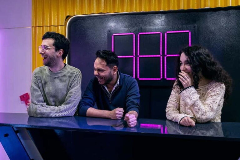 Lisbon: Buddy Battles Live Game Show Experience - The Location and Accessibility