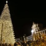 Lisbon: Christmas Lights Tuk-Tuk Tour with Local Guide - Analyzing the Value